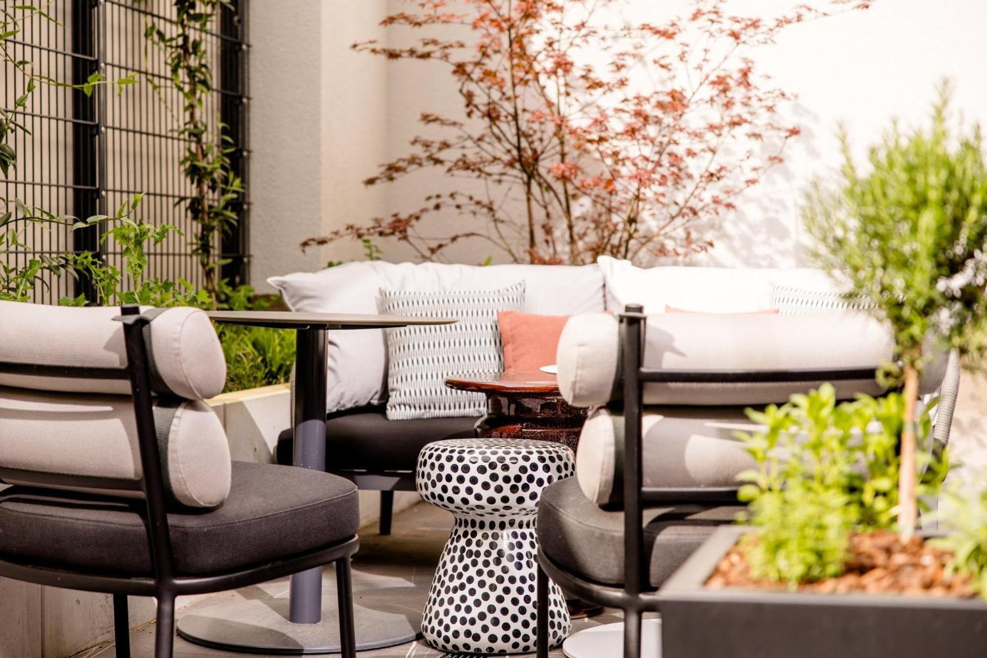 Motel One Karlsruhe Bagian luar foto