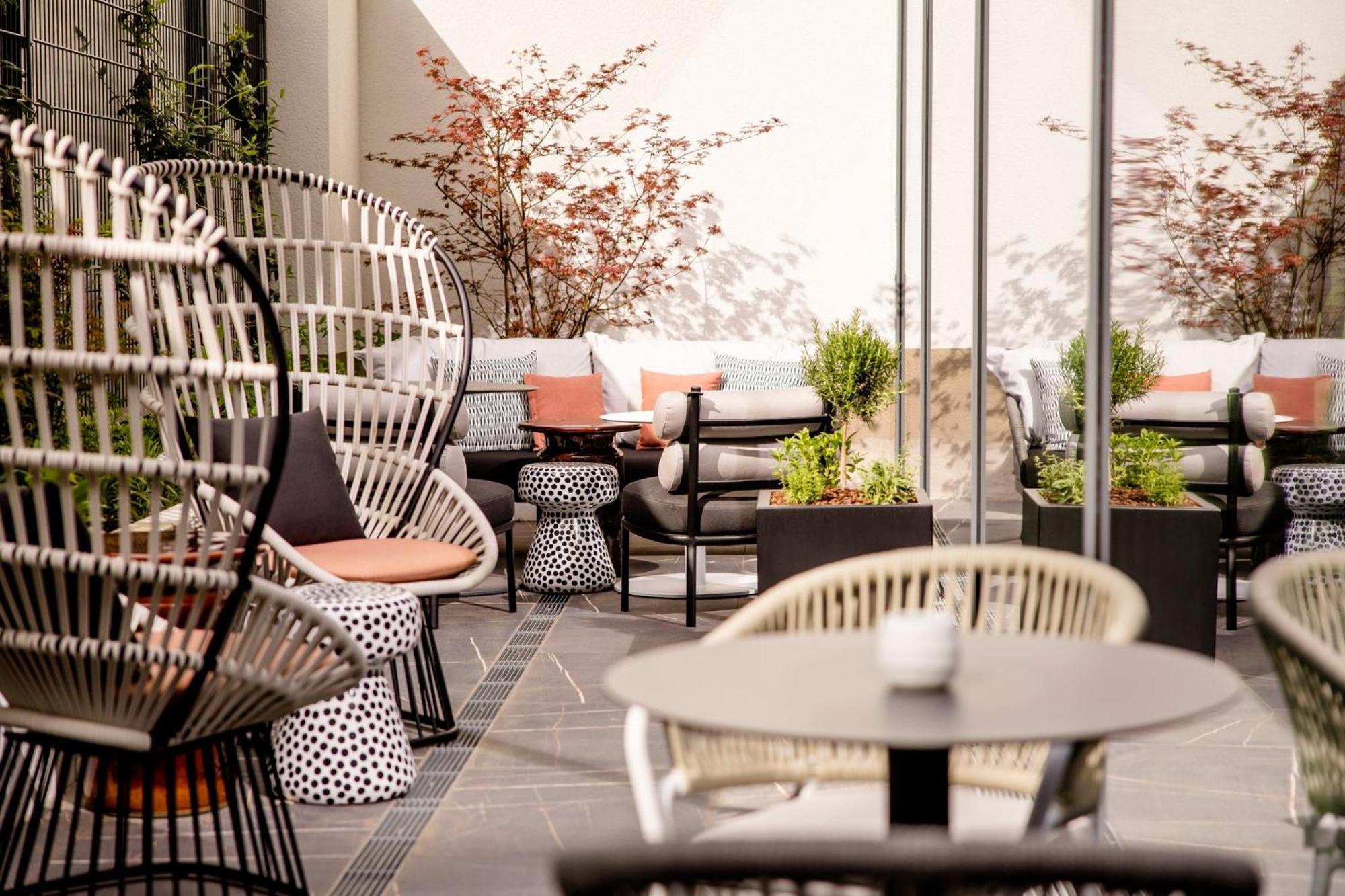 Motel One Karlsruhe Bagian luar foto