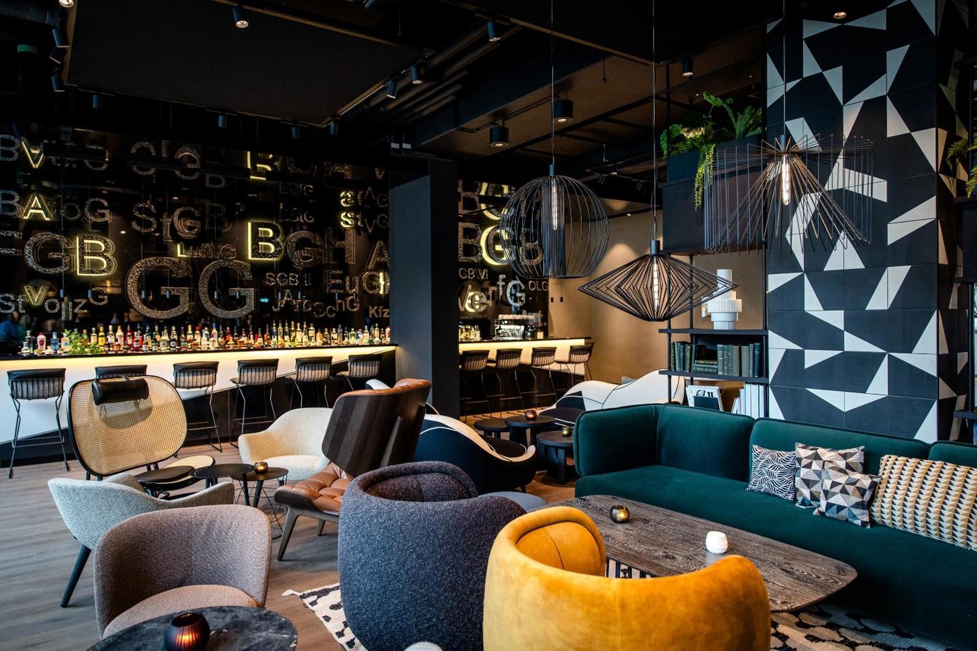 Motel One Karlsruhe Bagian luar foto