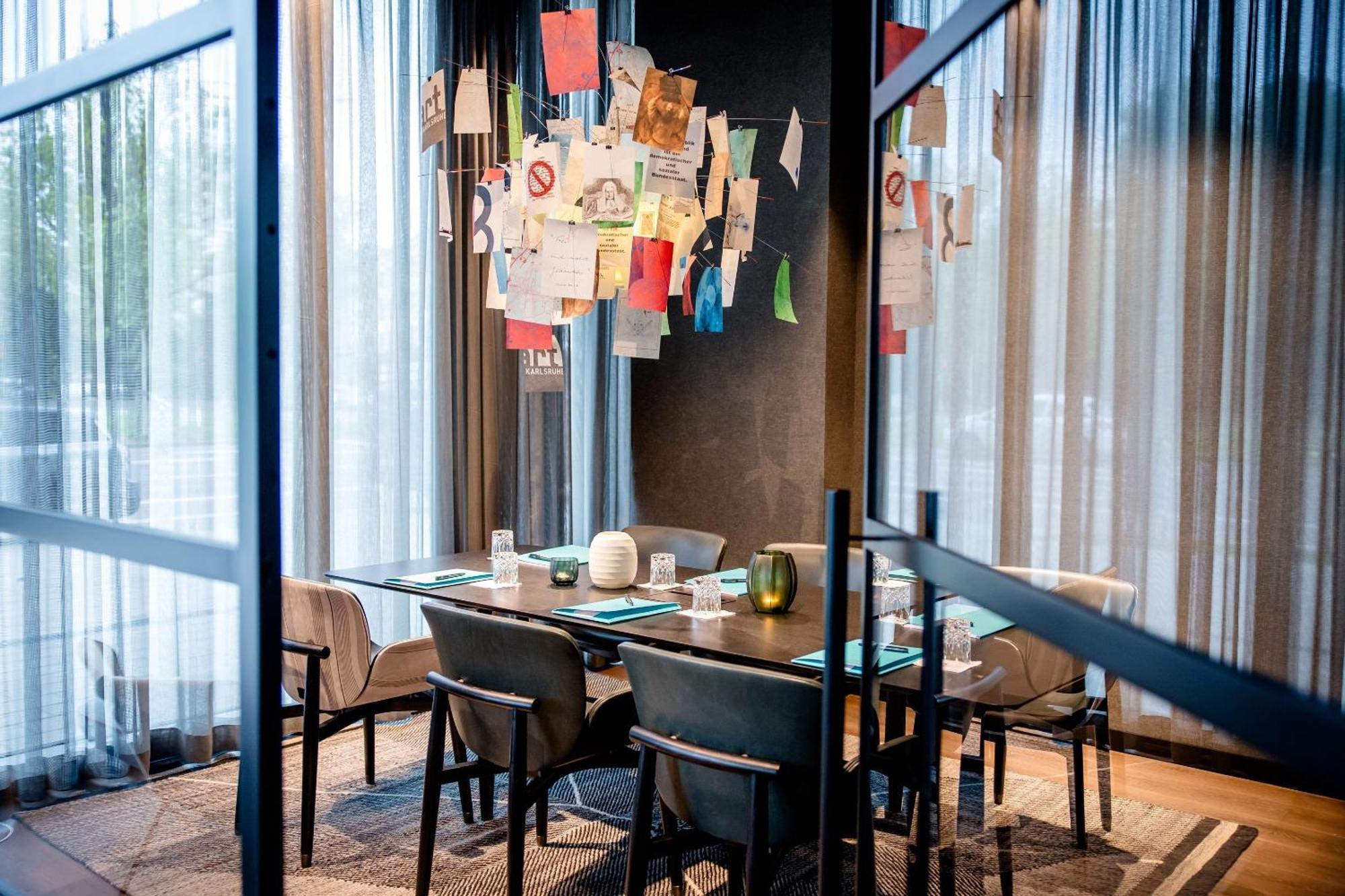 Motel One Karlsruhe Bagian luar foto